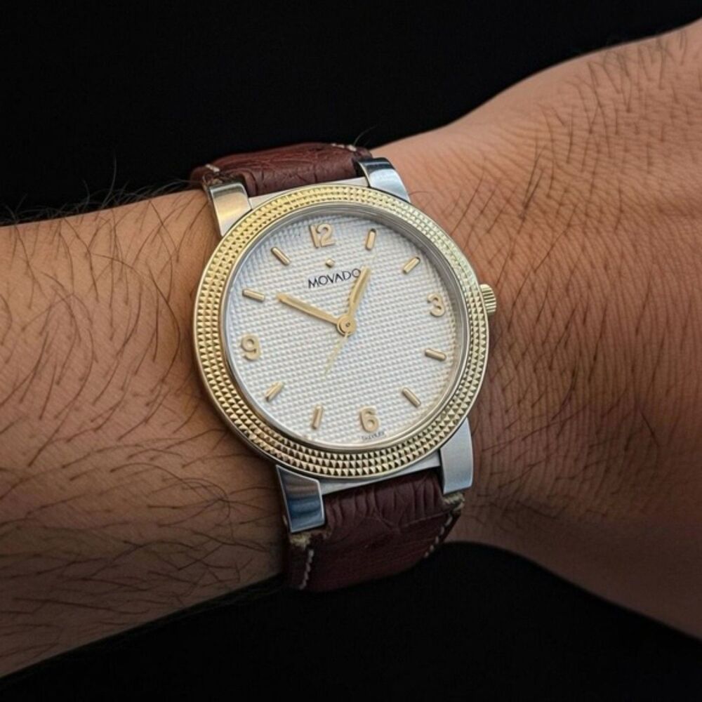 Vintage Movado men’s thin style watch working
